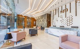 S19 Hotel-Al Jaddaf Metro Station